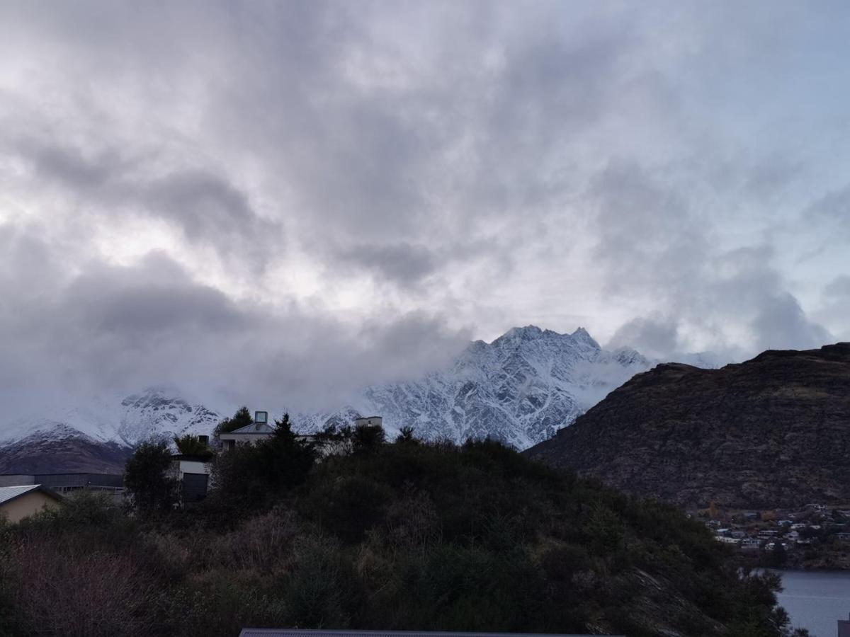 Alpine Village Views Queenstown Eksteriør bilde